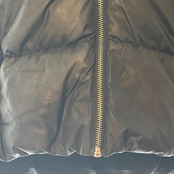 HALOGEN down/ feather zipper vest with cap sleeves and zipper hood, sz L - Picture 4 of 4